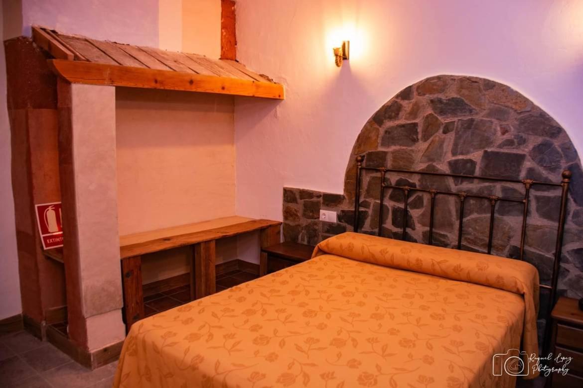 Casa Rural Torremontero Apartamentos Орнос Екстер'єр фото